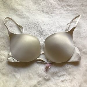 VS Ivory Push Up Bra